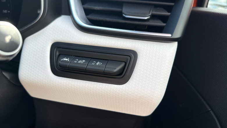 Renault Clio 1.0 TCe 100 S Edition 5dr Petrol Hatchback